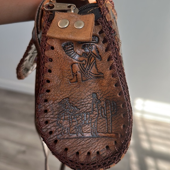 Peruvian real leather purse - Picture 8 of 9